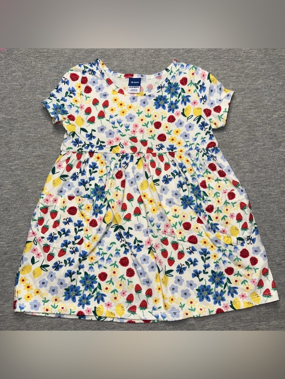 Old Navy Baby/Toddler Girl’s Dress – 18-24 Months